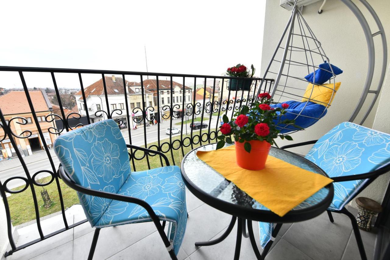 Grand Lux Apartman Čačak エクステリア 写真
