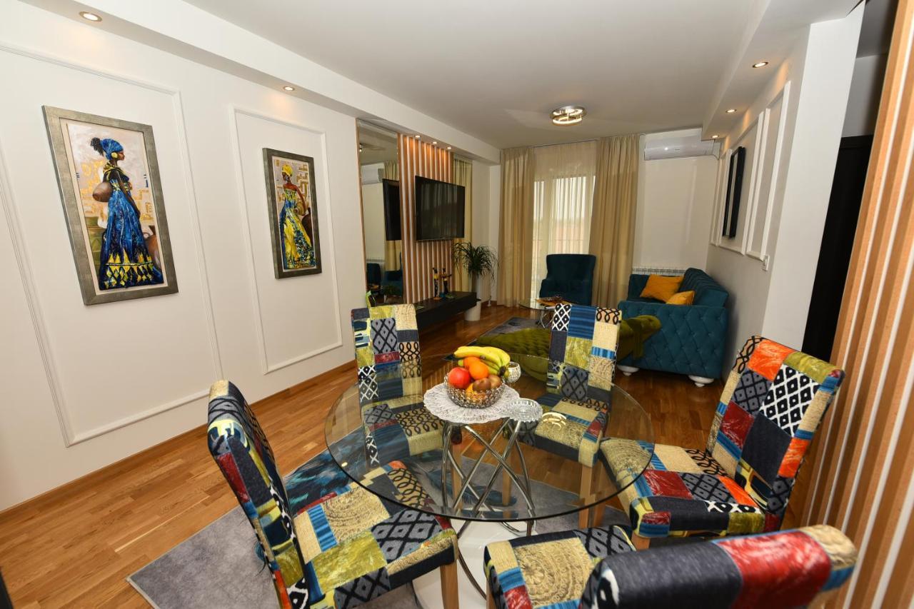 Grand Lux Apartman Čačak エクステリア 写真