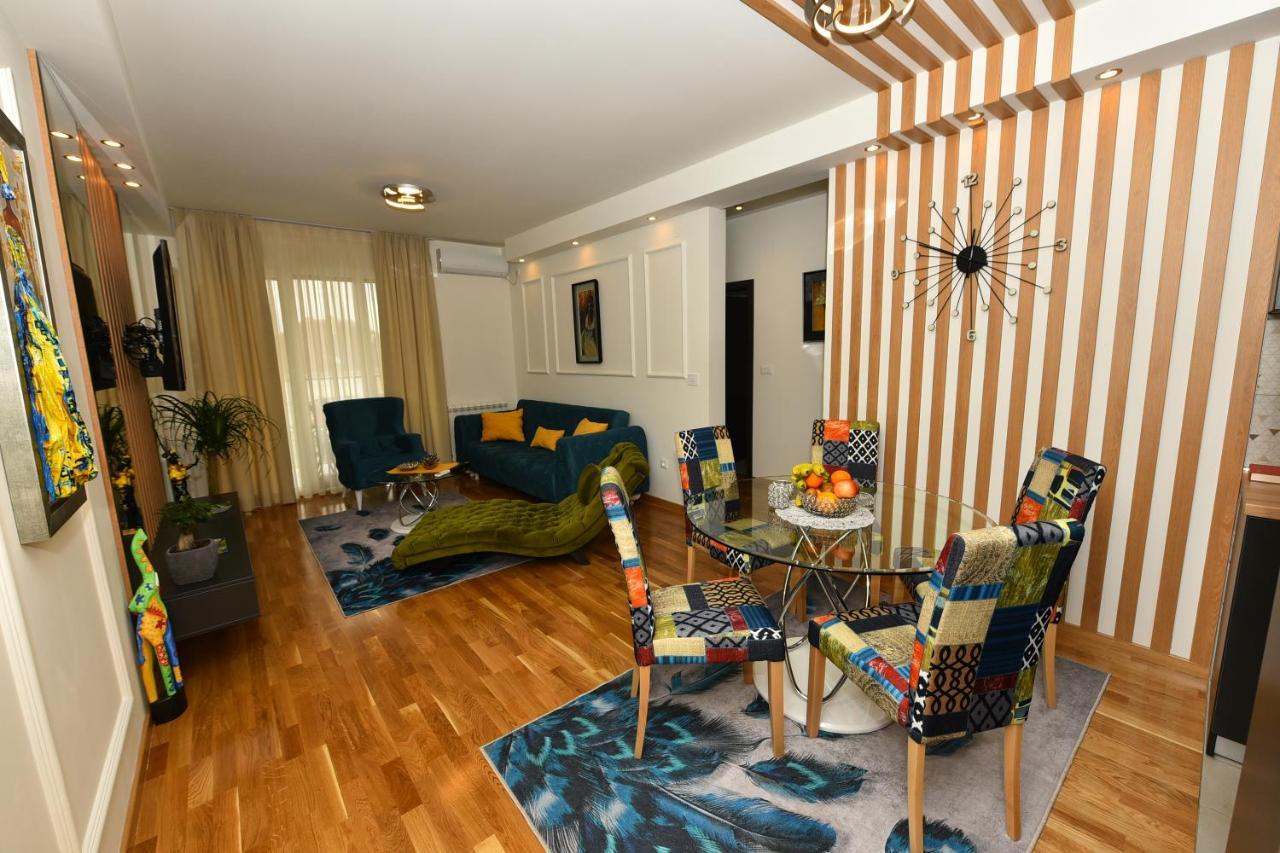 Grand Lux Apartman Čačak エクステリア 写真
